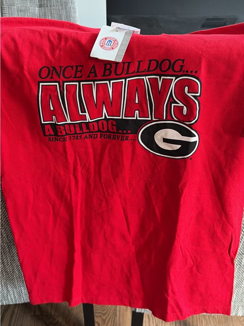 Georgia Bulldogs Red 'Always A Bulldog' adult T-Shirt size medium